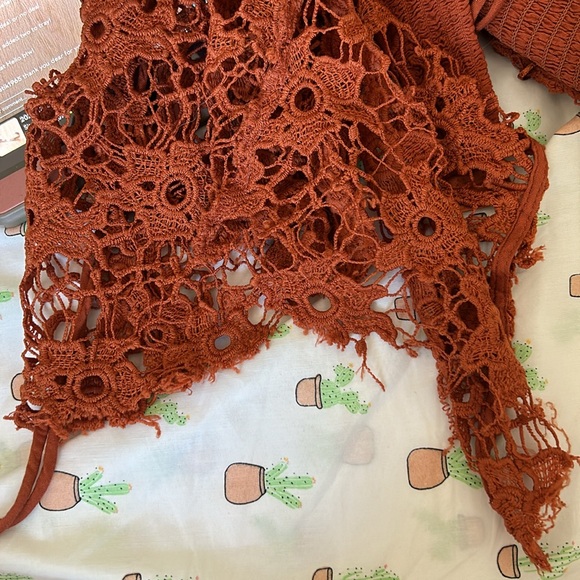 FREE PEOPLE CROCHET HALTER SHIRT TOP SIZE XS NWOT - Picture 9 of 10